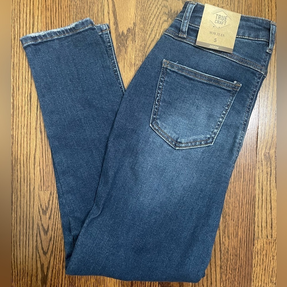 **4/$12** True Craft Juniors Mom Jean Frayed Raw Jared Denim, Size 5, NWT
